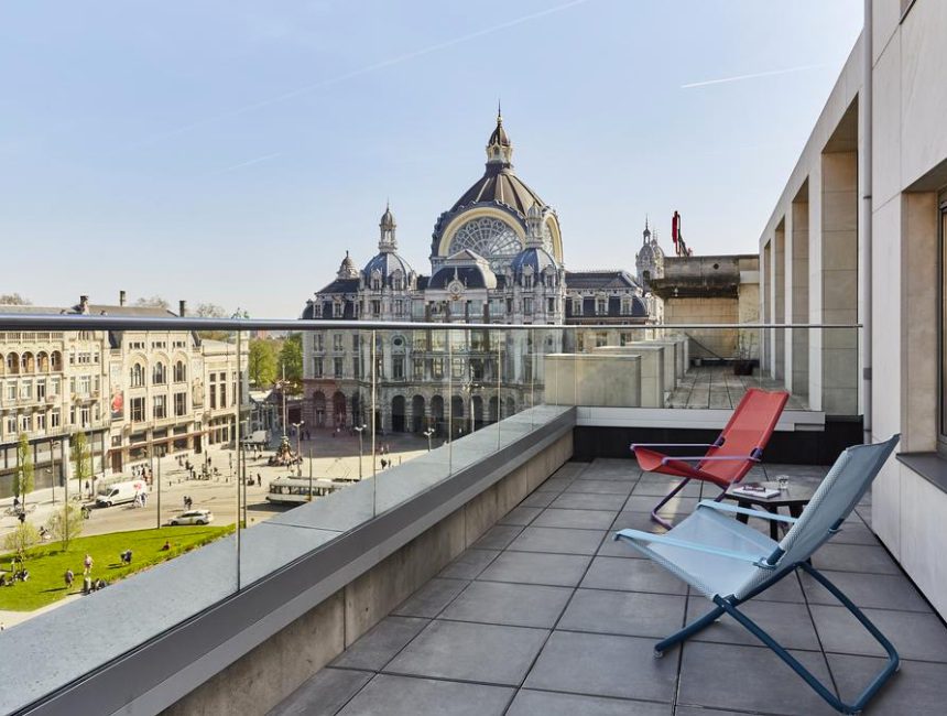 Top rated boutique luxury hotels in antwerp near the city center